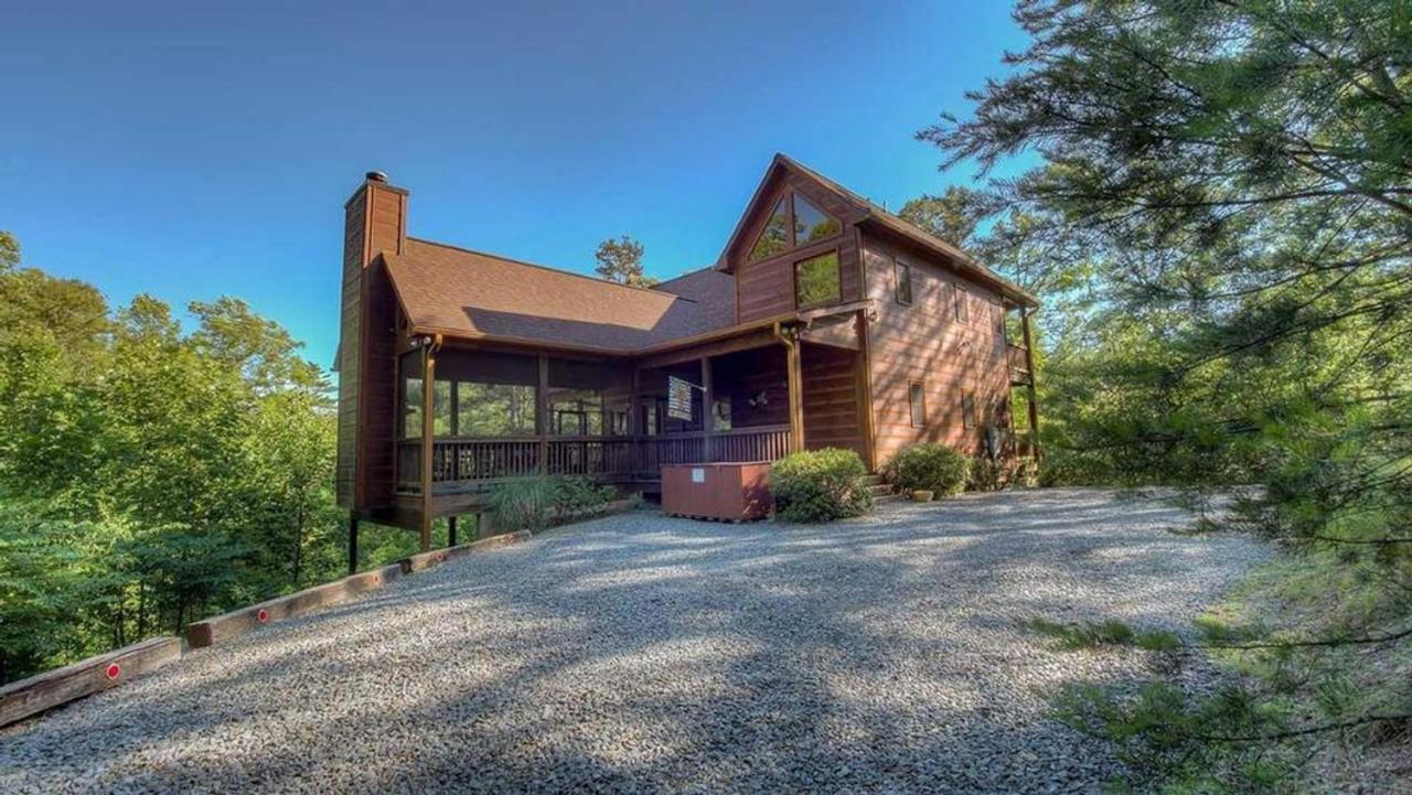 All Decked Out Blue Ridge Exterior photo