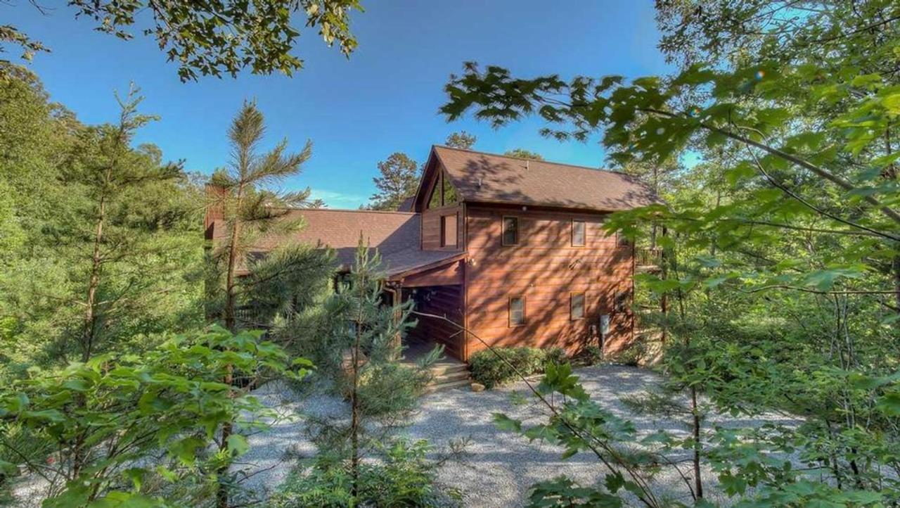 All Decked Out Blue Ridge Exterior photo